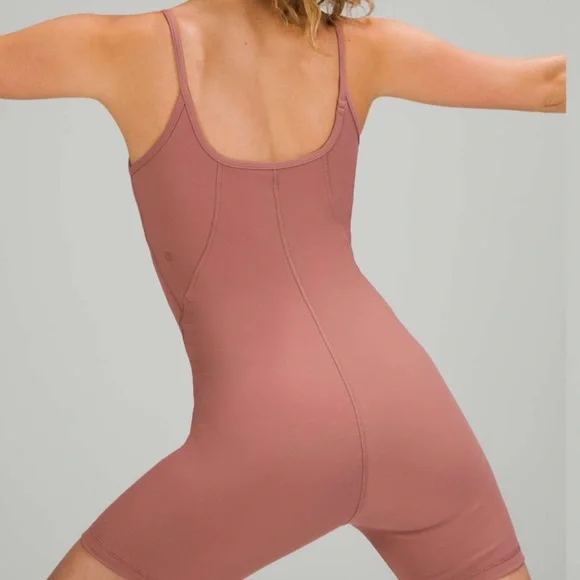 Lululemon Ribbed Countered Yoga Unitard 6” Length - Picture 4 of 4